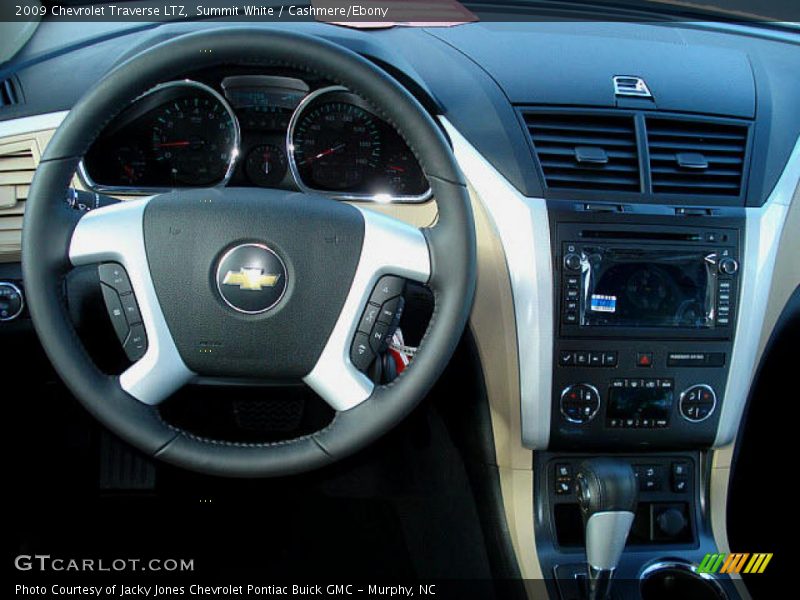 Summit White / Cashmere/Ebony 2009 Chevrolet Traverse LTZ