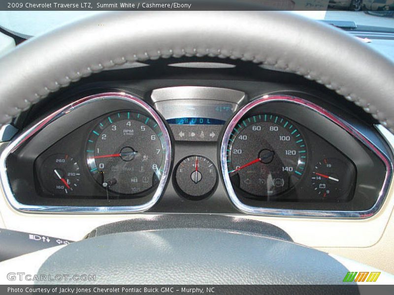 Summit White / Cashmere/Ebony 2009 Chevrolet Traverse LTZ