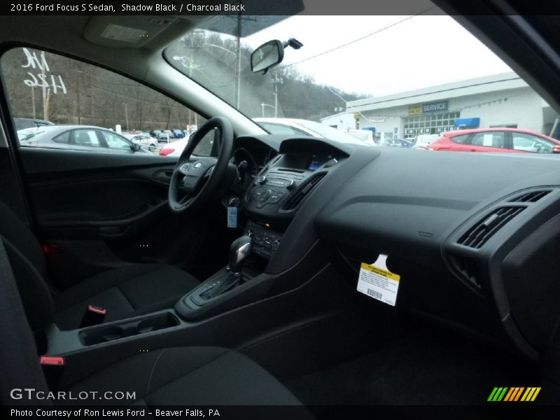 Shadow Black / Charcoal Black 2016 Ford Focus S Sedan
