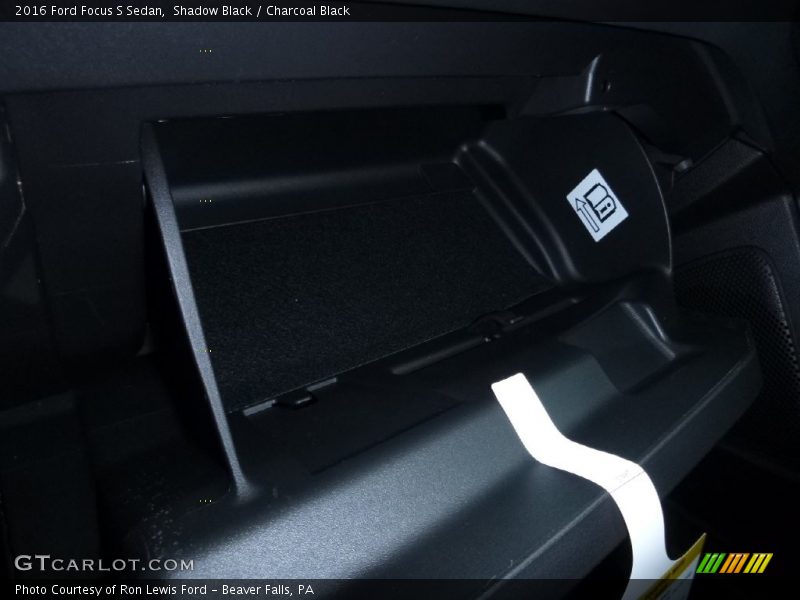 Shadow Black / Charcoal Black 2016 Ford Focus S Sedan