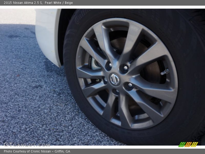 Pearl White / Beige 2015 Nissan Altima 2.5 S