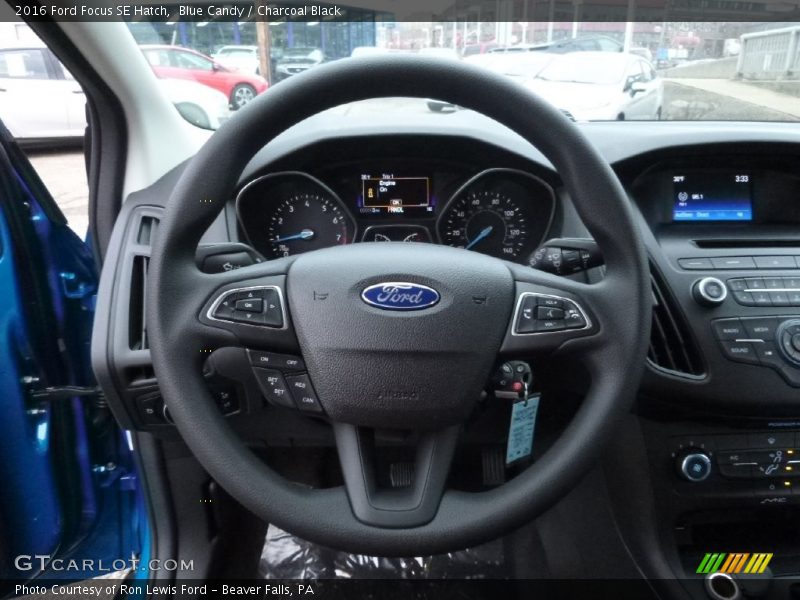 Blue Candy / Charcoal Black 2016 Ford Focus SE Hatch