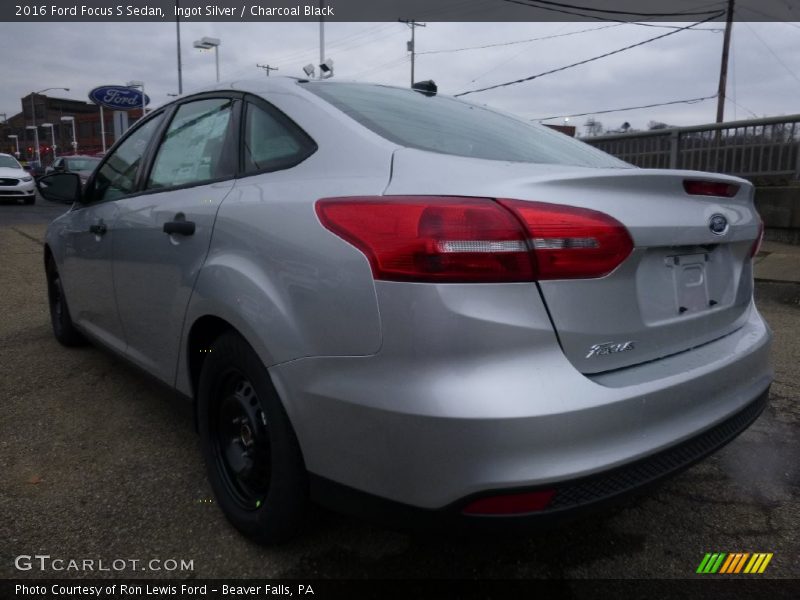Ingot Silver / Charcoal Black 2016 Ford Focus S Sedan