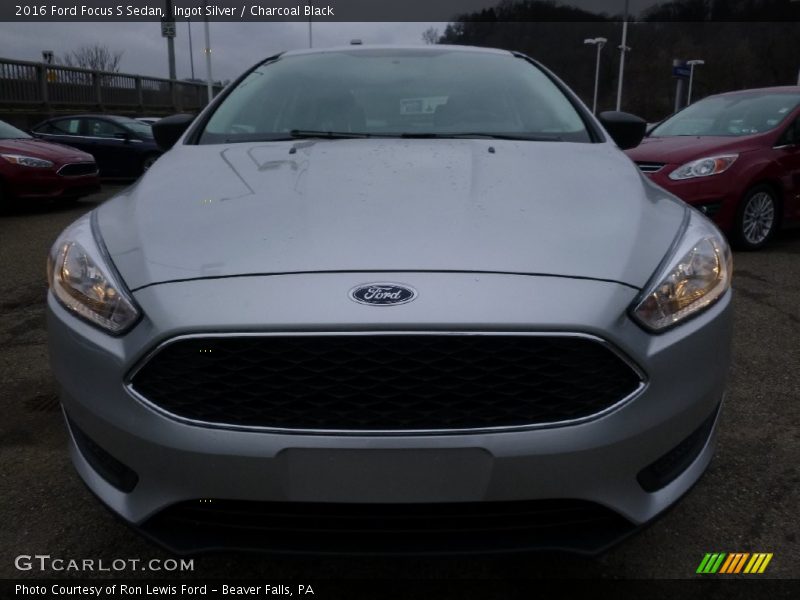 Ingot Silver / Charcoal Black 2016 Ford Focus S Sedan