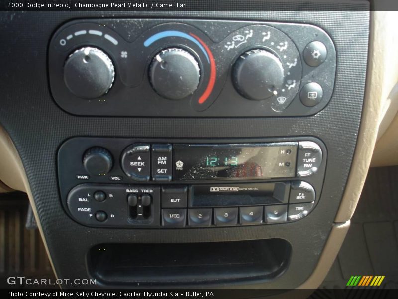 Champagne Pearl Metallic / Camel Tan 2000 Dodge Intrepid