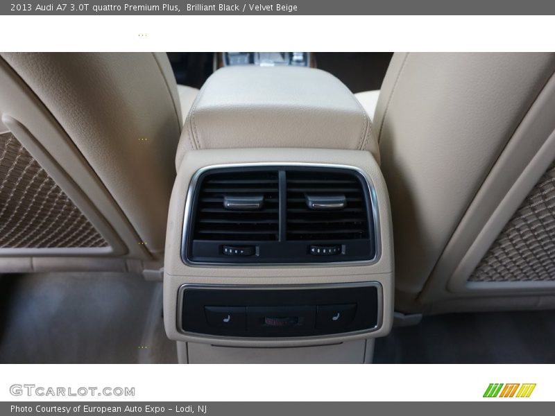 Brilliant Black / Velvet Beige 2013 Audi A7 3.0T quattro Premium Plus