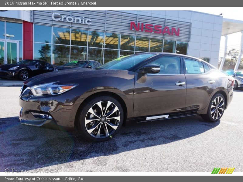 Forged Bronze / Charcoal 2016 Nissan Maxima SR