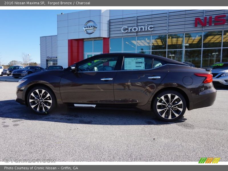Forged Bronze / Charcoal 2016 Nissan Maxima SR