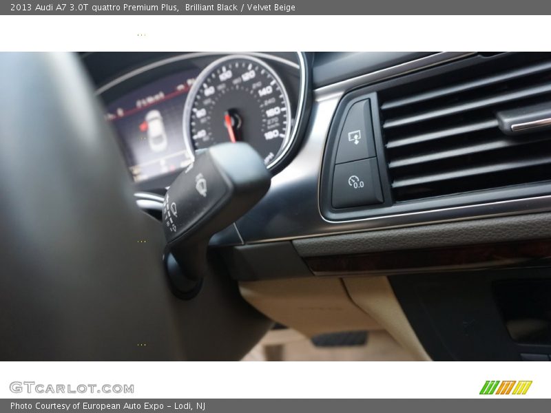 Brilliant Black / Velvet Beige 2013 Audi A7 3.0T quattro Premium Plus