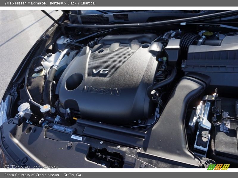 Bordeaux Black / Charcoal 2016 Nissan Maxima SR