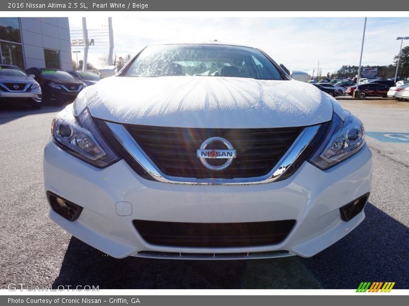 Pearl White / Beige 2016 Nissan Altima 2.5 SL