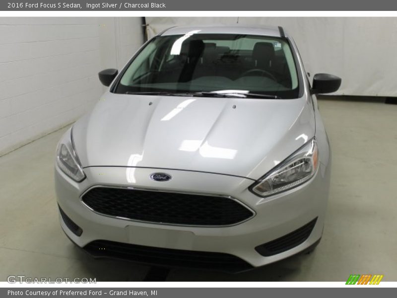 Ingot Silver / Charcoal Black 2016 Ford Focus S Sedan
