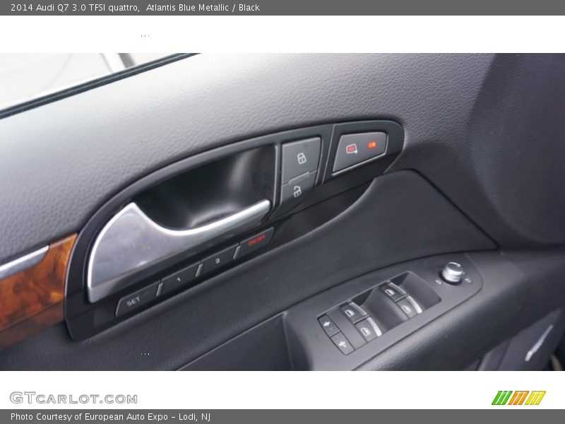 Atlantis Blue Metallic / Black 2014 Audi Q7 3.0 TFSI quattro