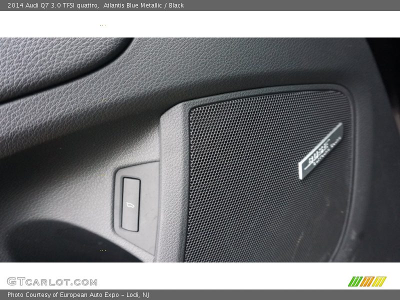 Atlantis Blue Metallic / Black 2014 Audi Q7 3.0 TFSI quattro