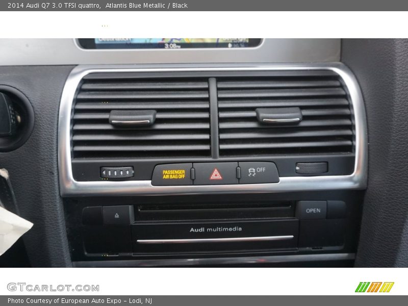 Atlantis Blue Metallic / Black 2014 Audi Q7 3.0 TFSI quattro