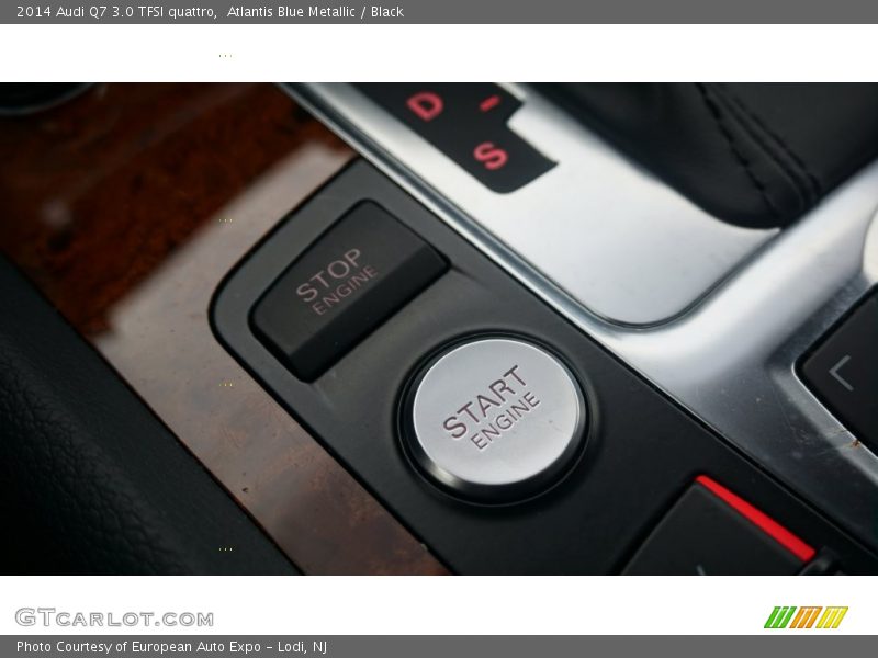 Atlantis Blue Metallic / Black 2014 Audi Q7 3.0 TFSI quattro