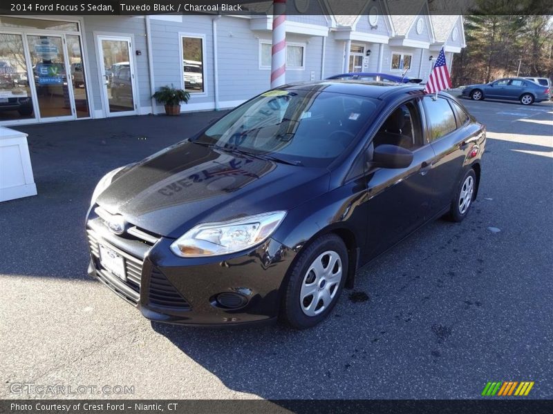Tuxedo Black / Charcoal Black 2014 Ford Focus S Sedan