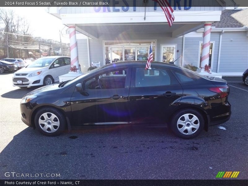 Tuxedo Black / Charcoal Black 2014 Ford Focus S Sedan