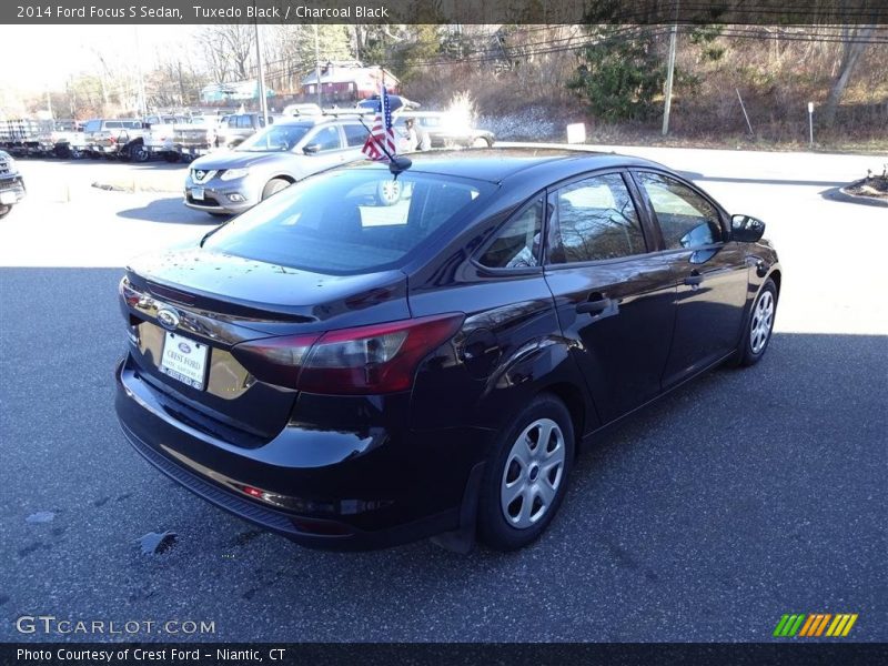 Tuxedo Black / Charcoal Black 2014 Ford Focus S Sedan