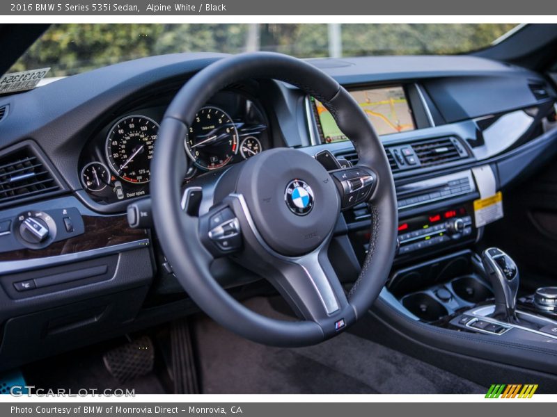 Alpine White / Black 2016 BMW 5 Series 535i Sedan
