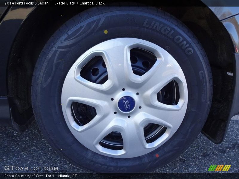 Tuxedo Black / Charcoal Black 2014 Ford Focus S Sedan