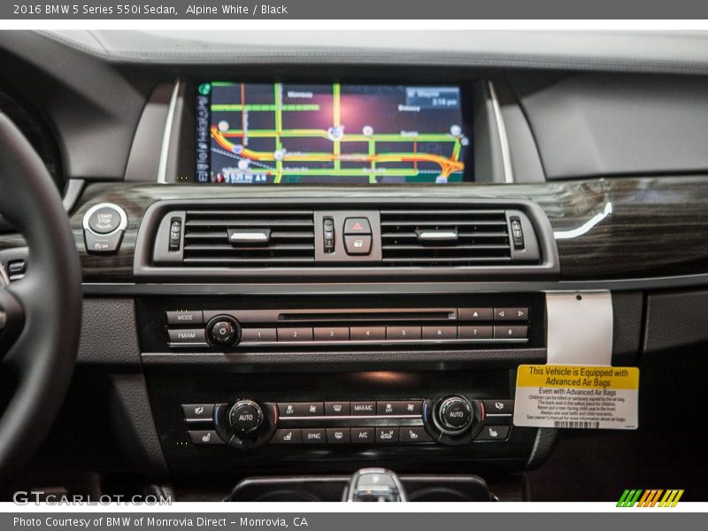 Alpine White / Black 2016 BMW 5 Series 550i Sedan