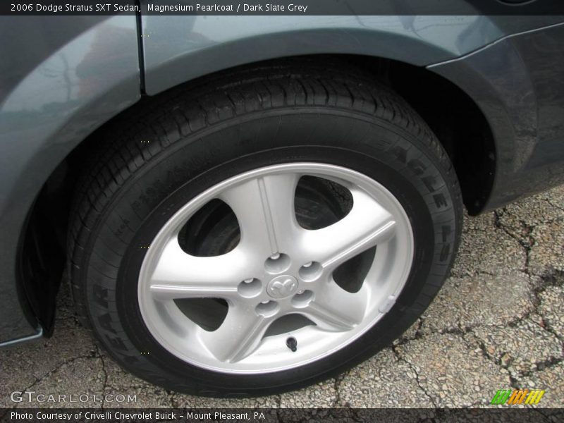 Magnesium Pearlcoat / Dark Slate Grey 2006 Dodge Stratus SXT Sedan