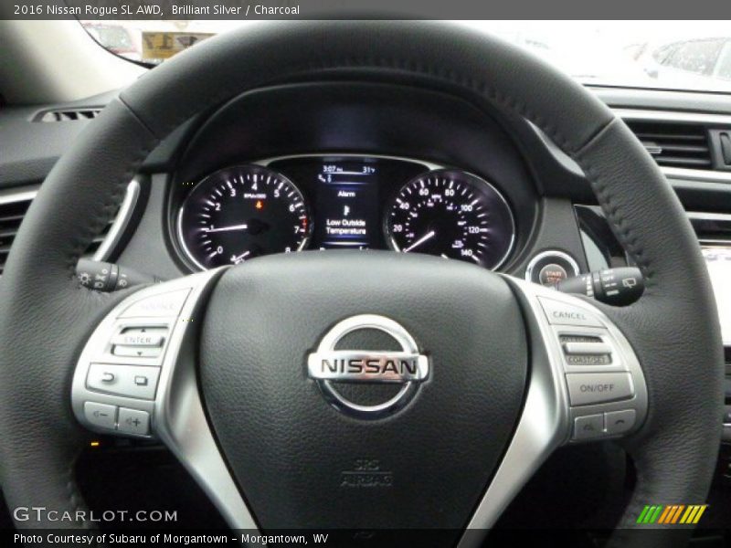 Brilliant Silver / Charcoal 2016 Nissan Rogue SL AWD