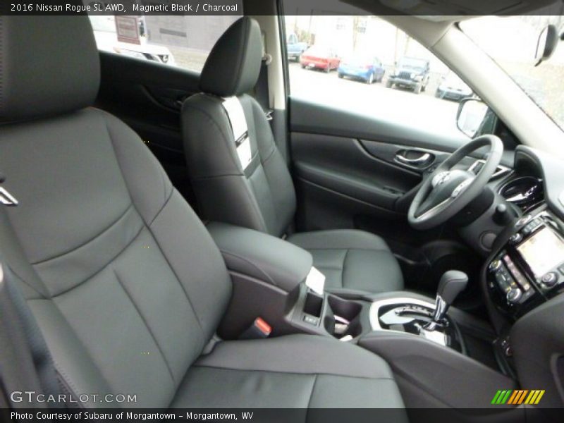 Magnetic Black / Charcoal 2016 Nissan Rogue SL AWD