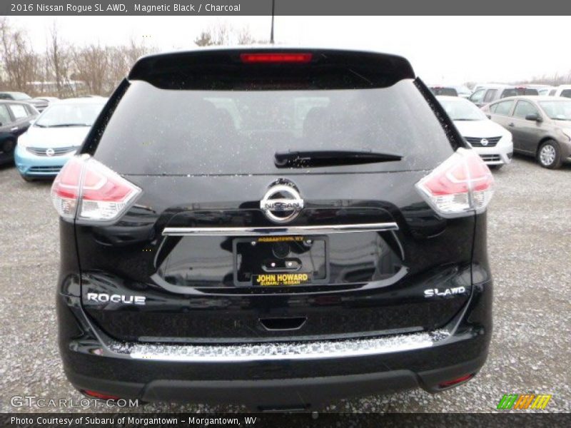 Magnetic Black / Charcoal 2016 Nissan Rogue SL AWD