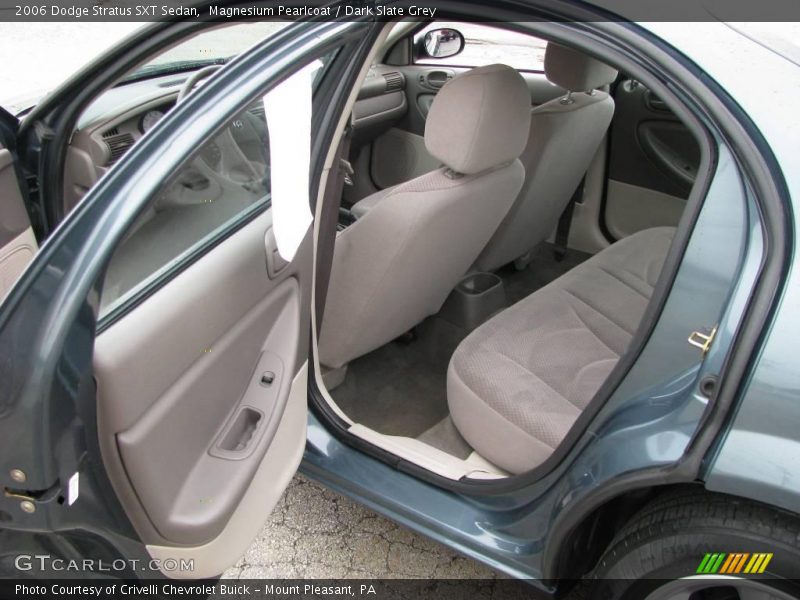 Magnesium Pearlcoat / Dark Slate Grey 2006 Dodge Stratus SXT Sedan