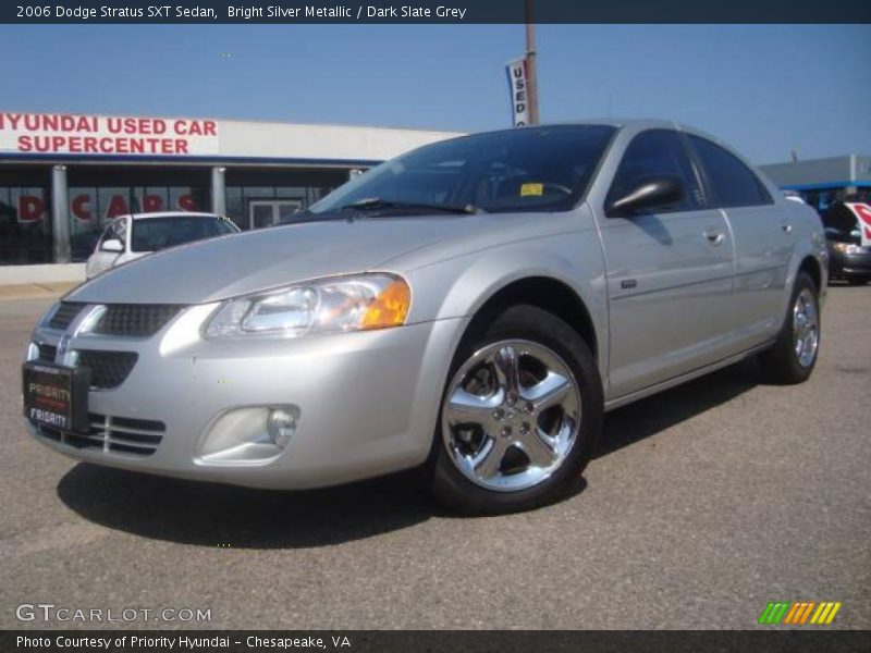 Bright Silver Metallic / Dark Slate Grey 2006 Dodge Stratus SXT Sedan