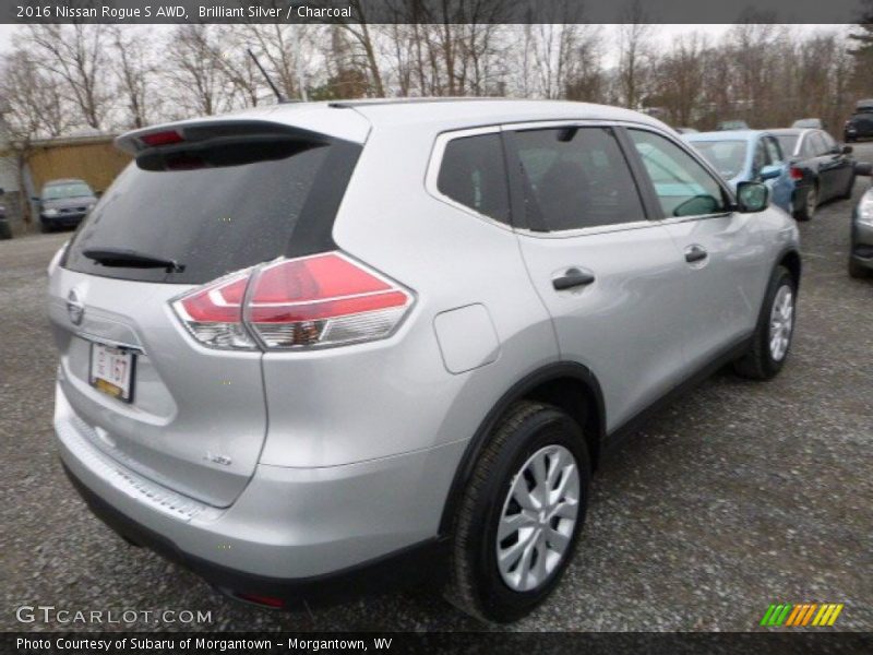 Brilliant Silver / Charcoal 2016 Nissan Rogue S AWD