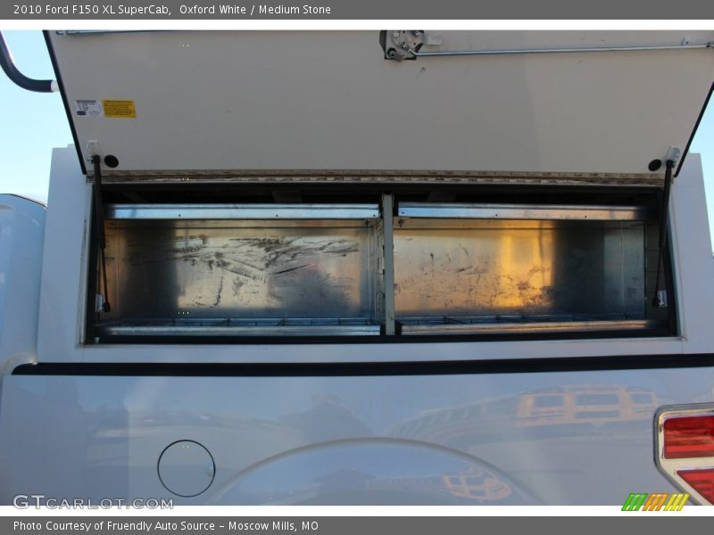 Oxford White / Medium Stone 2010 Ford F150 XL SuperCab