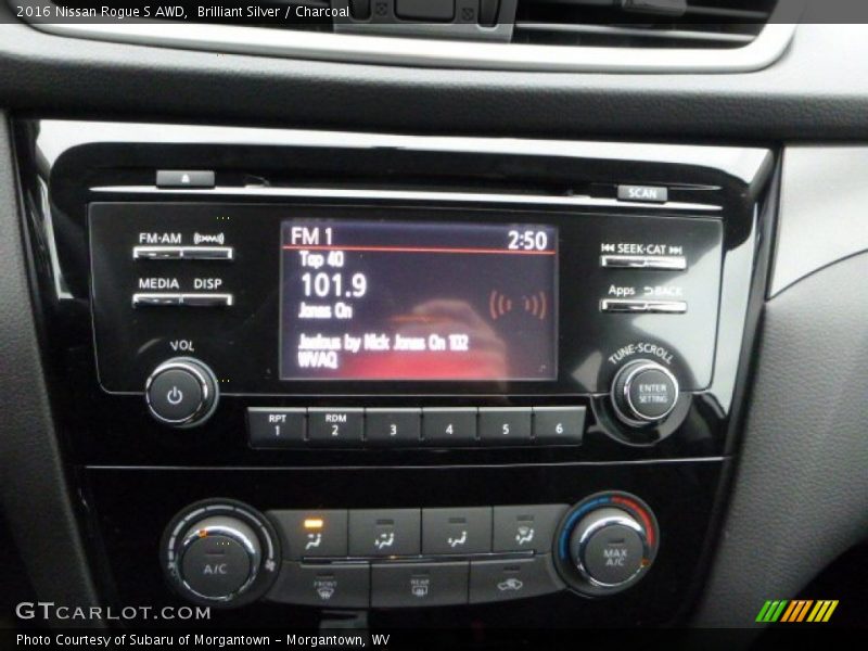 Brilliant Silver / Charcoal 2016 Nissan Rogue S AWD