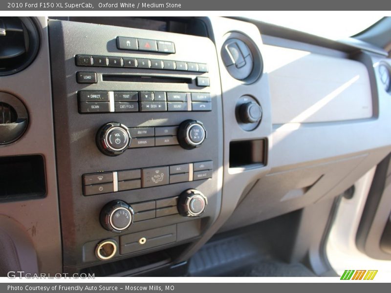 Oxford White / Medium Stone 2010 Ford F150 XL SuperCab