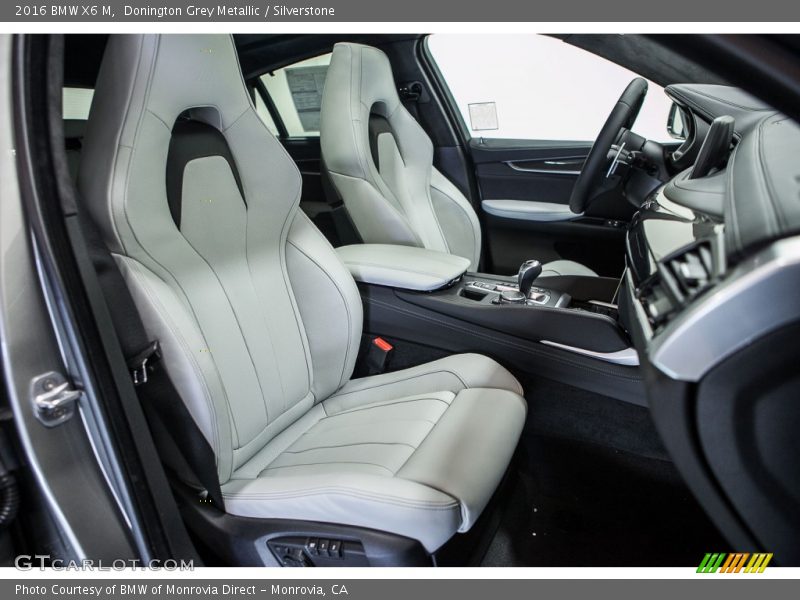 Front Seat of 2016 X6 M 