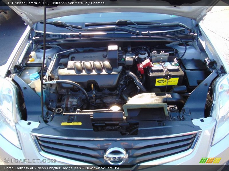 Brilliant Silver Metallic / Charcoal 2011 Nissan Sentra 2.0 SL