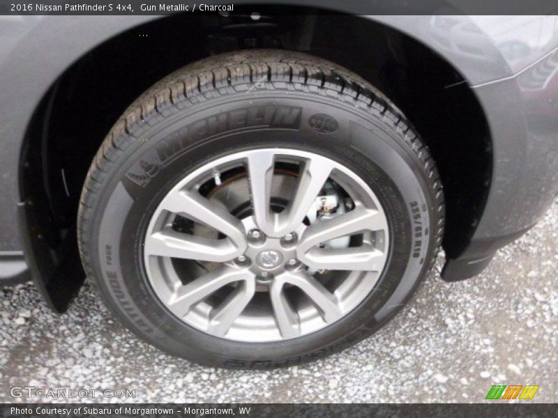 Gun Metallic / Charcoal 2016 Nissan Pathfinder S 4x4