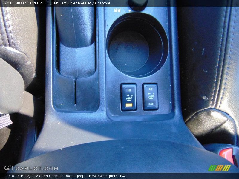 Brilliant Silver Metallic / Charcoal 2011 Nissan Sentra 2.0 SL