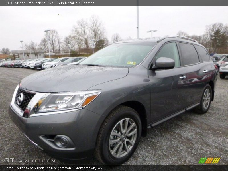 Gun Metallic / Charcoal 2016 Nissan Pathfinder S 4x4