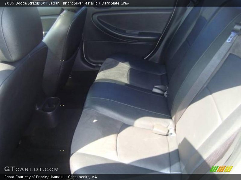 Bright Silver Metallic / Dark Slate Grey 2006 Dodge Stratus SXT Sedan