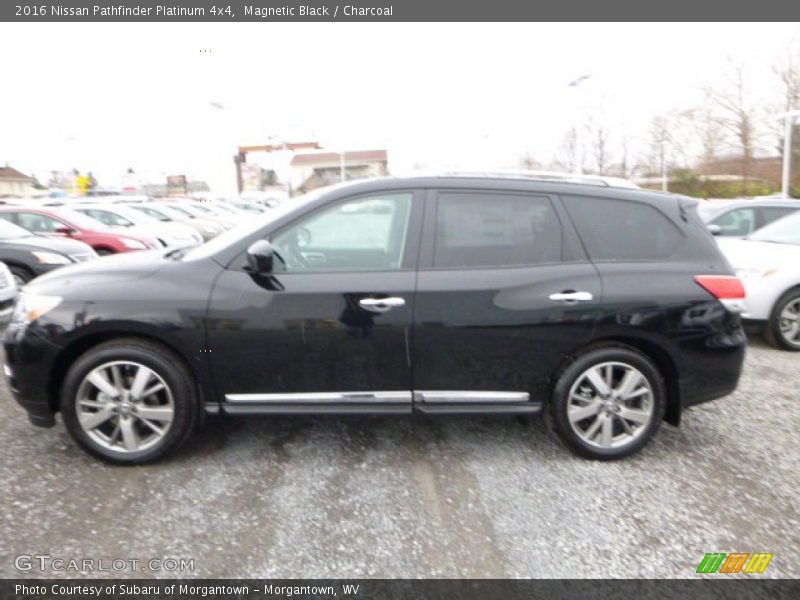 Magnetic Black / Charcoal 2016 Nissan Pathfinder Platinum 4x4