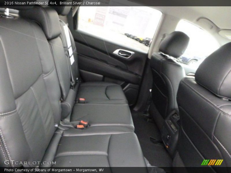 Brilliant Silver / Charcoal 2016 Nissan Pathfinder SL 4x4