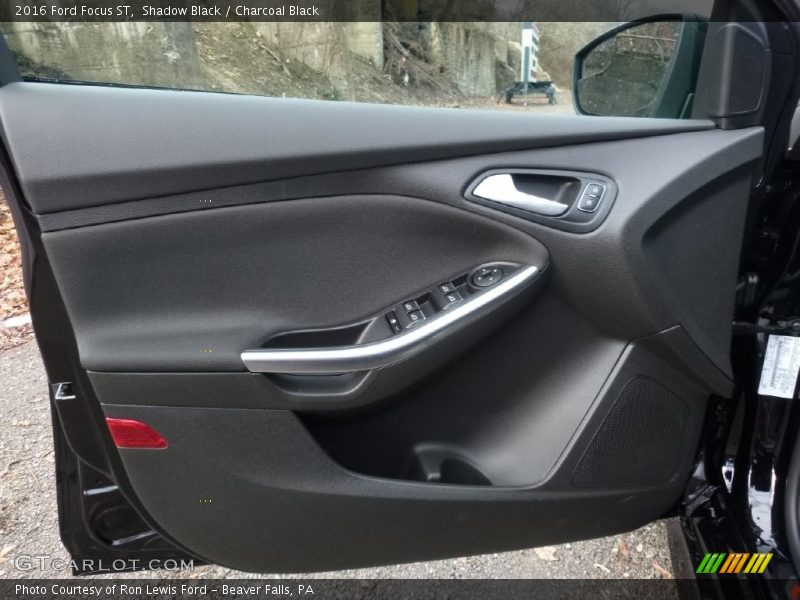 Shadow Black / Charcoal Black 2016 Ford Focus ST