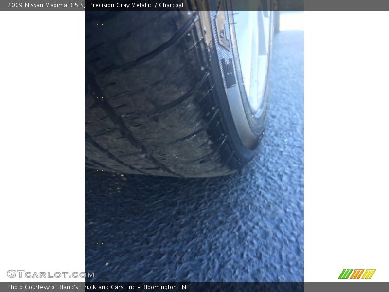 Precision Gray Metallic / Charcoal 2009 Nissan Maxima 3.5 S