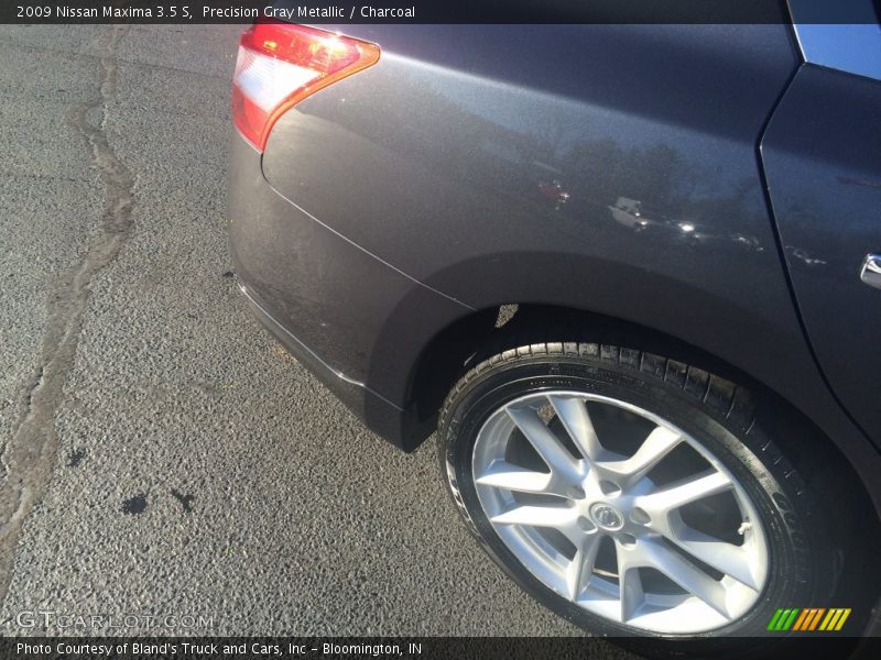 Precision Gray Metallic / Charcoal 2009 Nissan Maxima 3.5 S