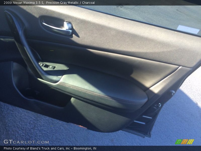 Precision Gray Metallic / Charcoal 2009 Nissan Maxima 3.5 S