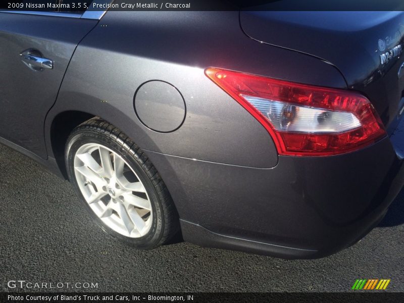 Precision Gray Metallic / Charcoal 2009 Nissan Maxima 3.5 S
