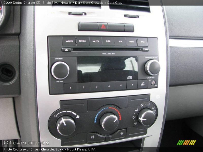 Bright Silver Metallic / Dark Slate Gray/Light Slate Gray 2009 Dodge Charger SE